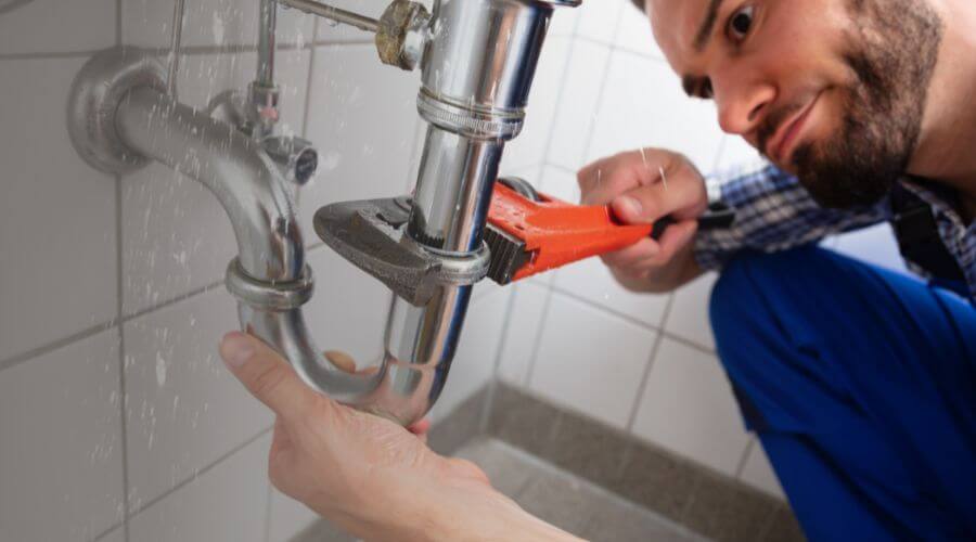 Professional emergency plumbing in New Manchester, WV